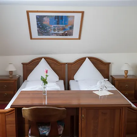 Hotel Hotel-burghagen 3*