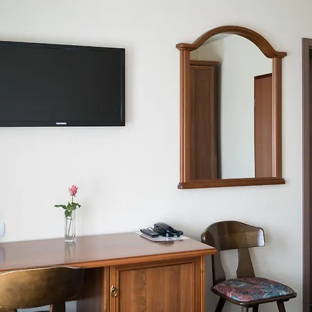 Hotel Hotel-burghagen